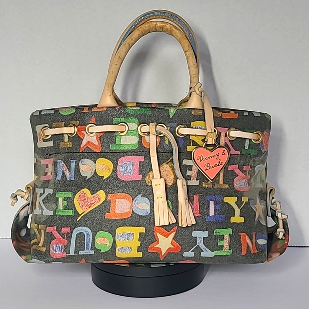 REDUCED🩷 Dooney & Bourke Authentic early 2000's "Doodle" Tassel Tote 🩷